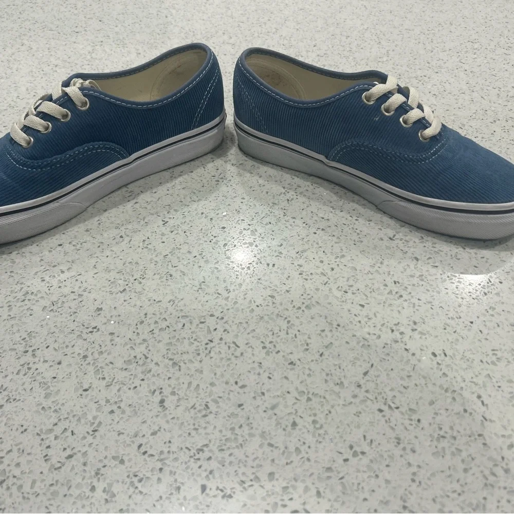 Vans Classic Blue Corduroy Shoes - Picture 3 of 4